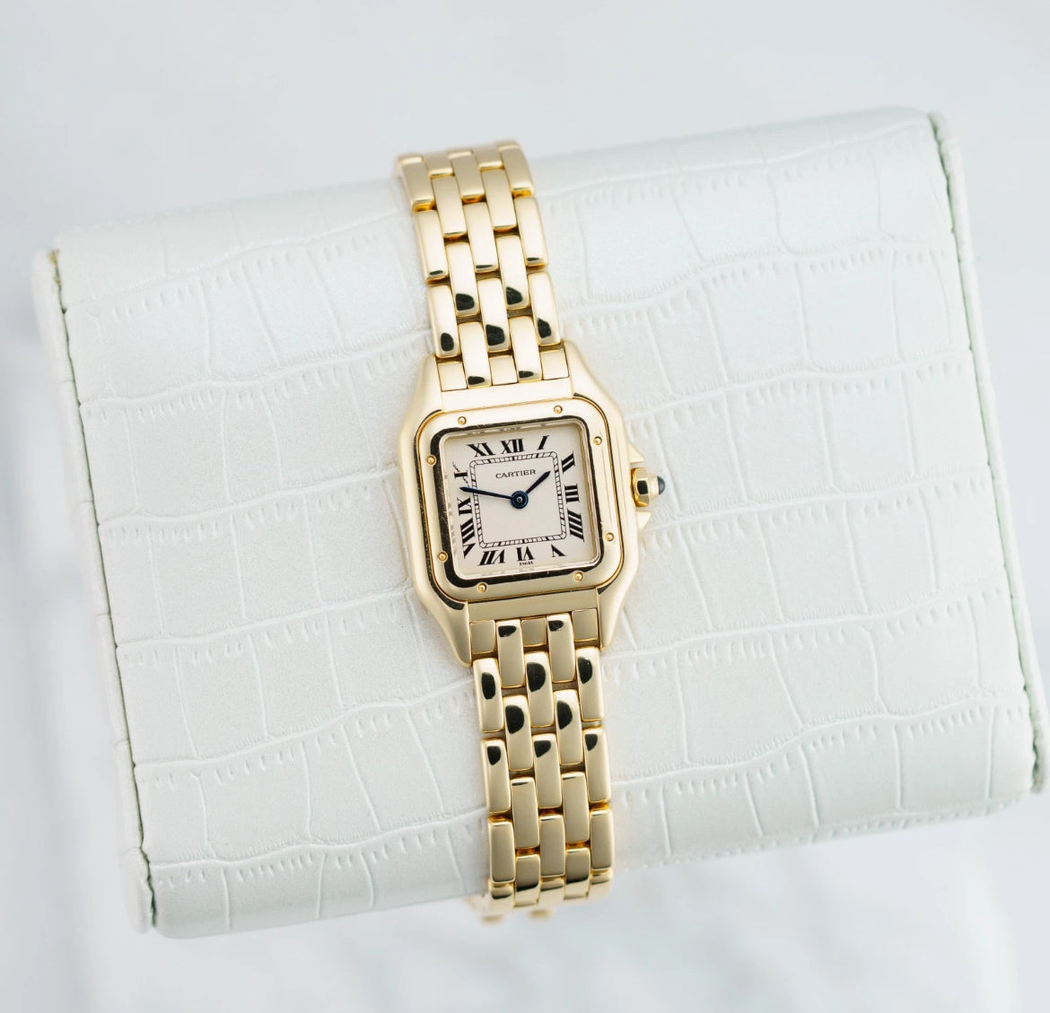 Cartier Panthère Small 18KT Yellow Gold 22mm * 30mm Ladies Watch Ref. 1070